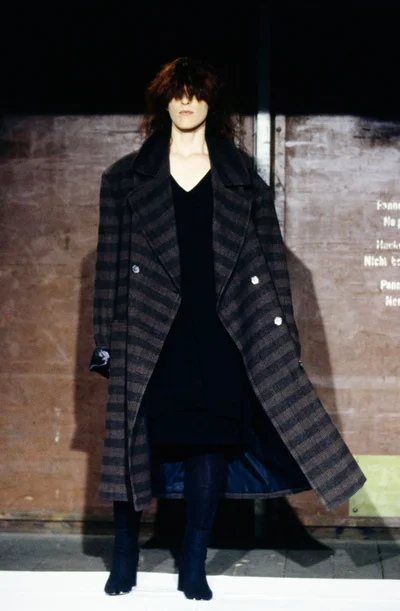 Look 3
